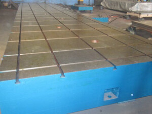 铸铁平台与机器人技术的结合